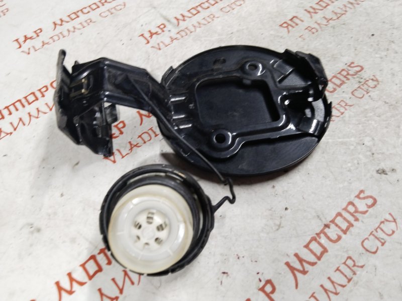 Лючок топливного бака, 1000 рублей, Владимир