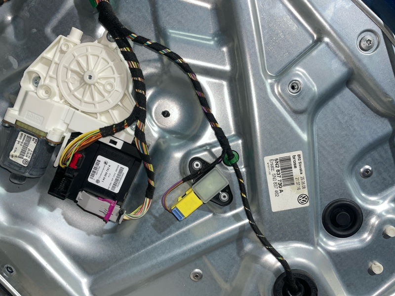 Дверь боковая, 25000 рублей, Владимир