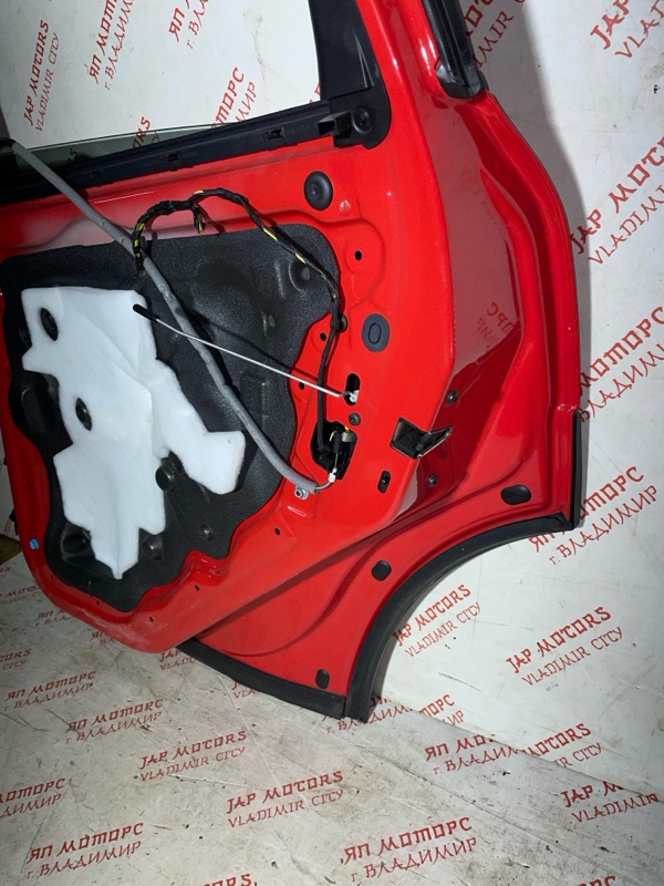 Дверь боковая, 19000 рублей, Владимир