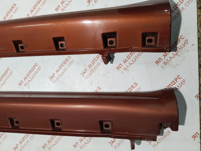 Накладка на порог наружная, 5000 рублей, Владимир