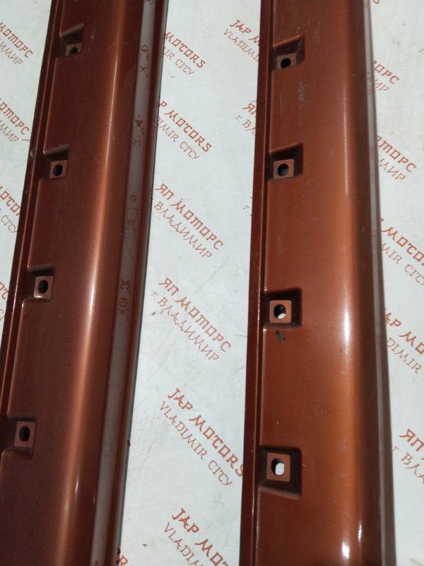 Накладка на порог наружная, 5000 рублей, Владимир