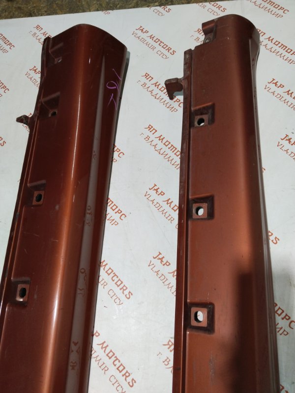 Накладка на порог наружная, 5000 рублей, Владимир