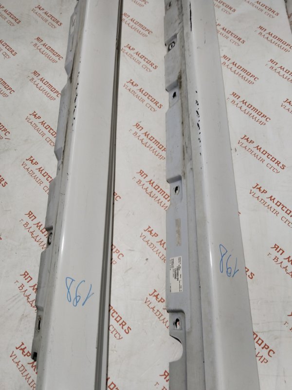 Накладка на порог наружная, 5000 рублей, Владимир