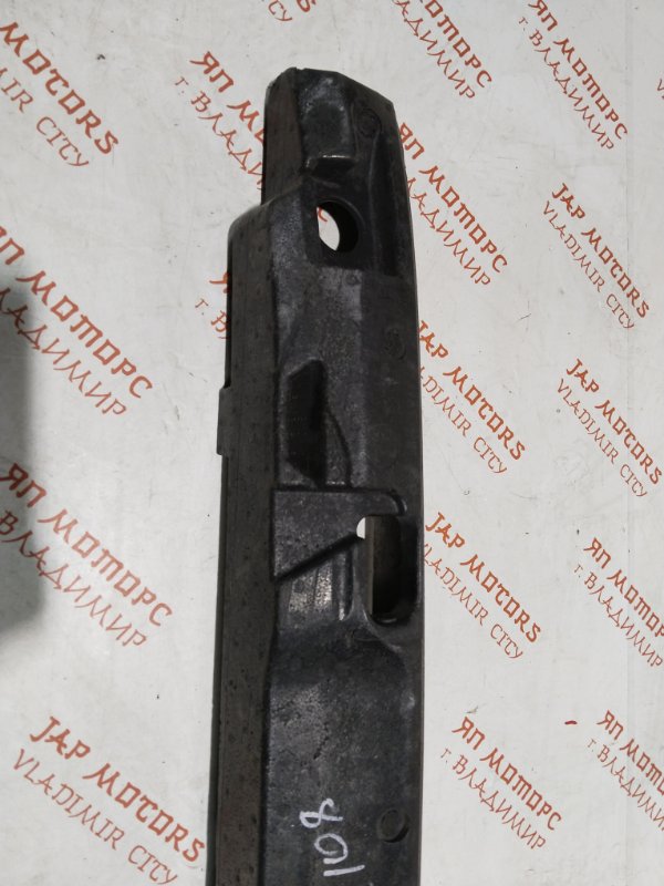 Усилитель бампера, 1000 рублей, Владимир