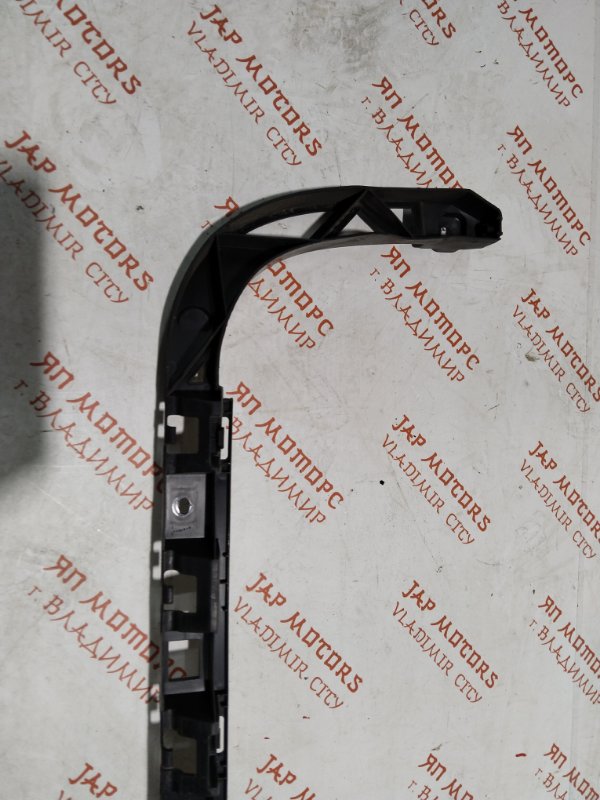 Крепление бампера, 1000 рублей, Владимир