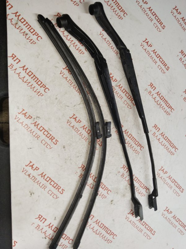 Дворник лобового стекла, 5000 рублей, Владимир