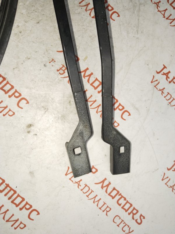 Дворник лобового стекла, 5000 рублей, Владимир