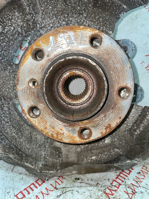 Кулак поворотный, 6000 рублей, Владимир