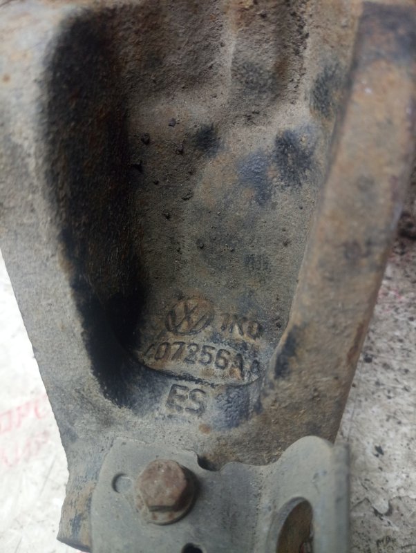 Кулак поворотный, 3000 рублей, Владимир