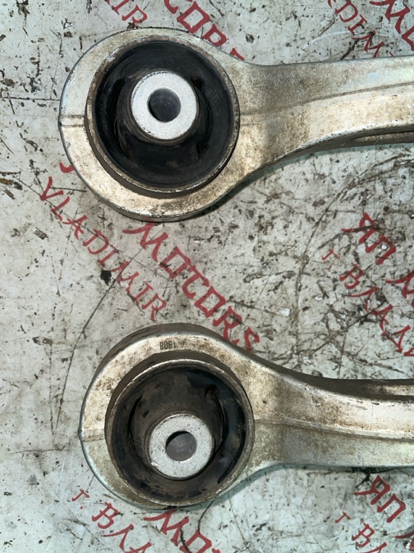 Рычаг подвески верхний, 3000 рублей, Владимир