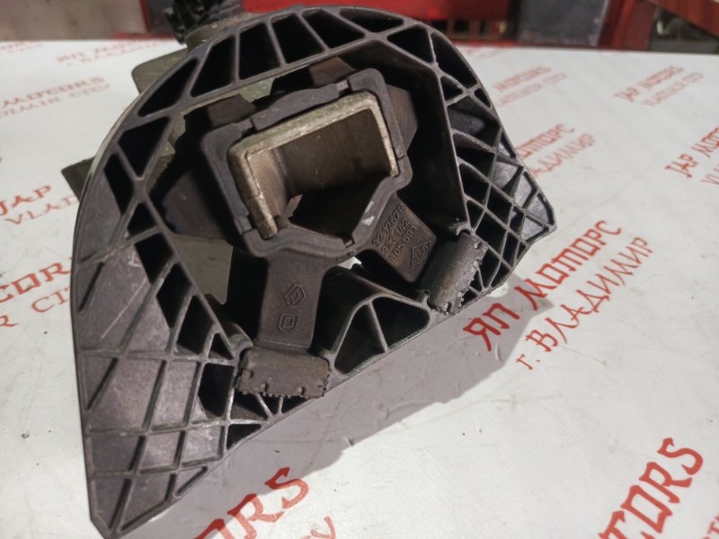 Подушка двигателя, 2500 рублей, Владимир