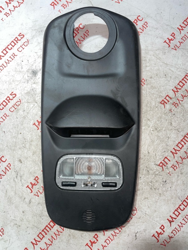 Плафон подсветки салона, 2000 рублей, Владимир