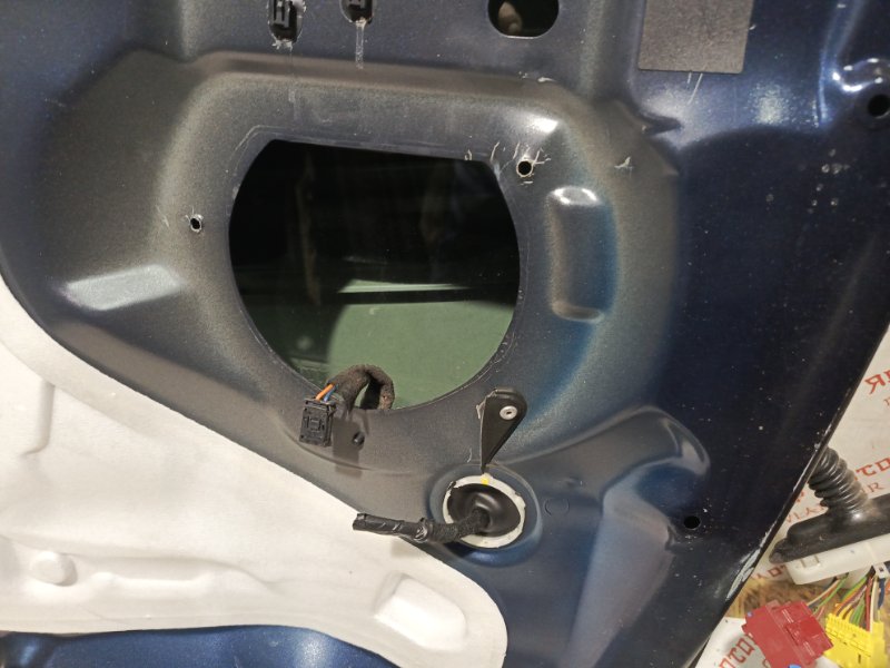 Дверь боковая, 11000 рублей, Владимир