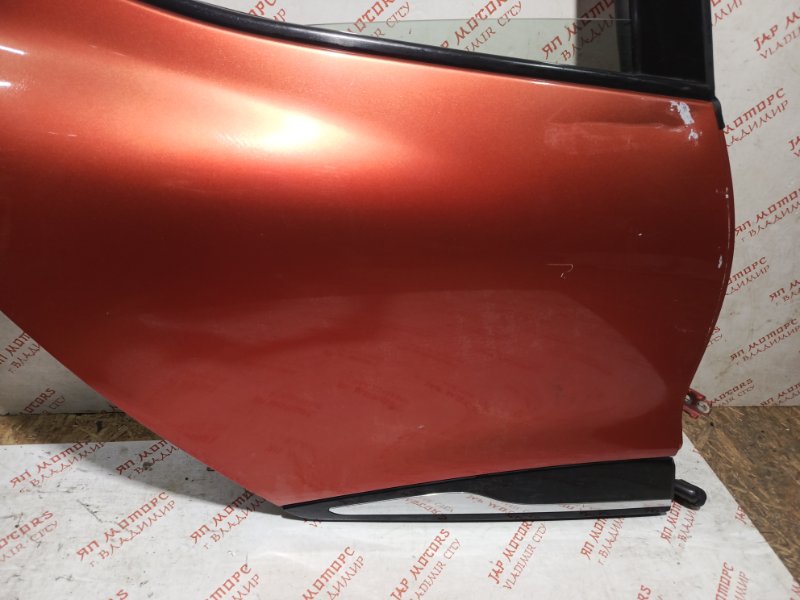 Дверь боковая, 9000 рублей, Владимир