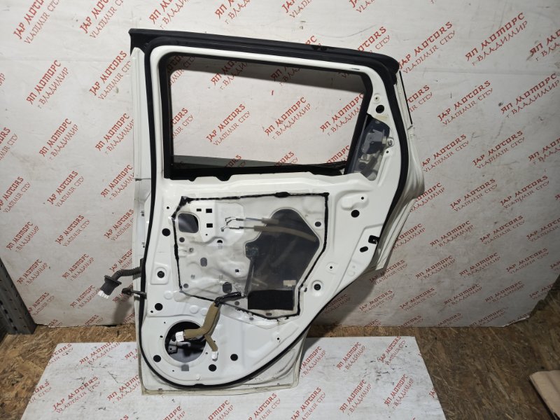 Дверь боковая, 18000 рублей, Владимир