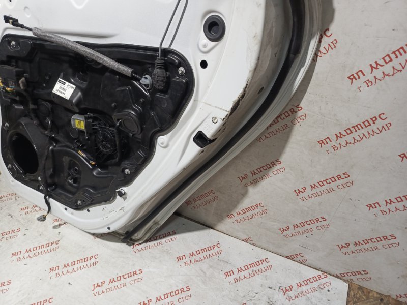 Дверь боковая, 16000 рублей, Владимир