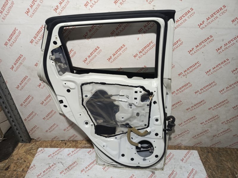 Дверь боковая, 18000 рублей, Владимир