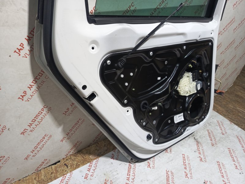 Дверь боковая, 15000 рублей, Владимир