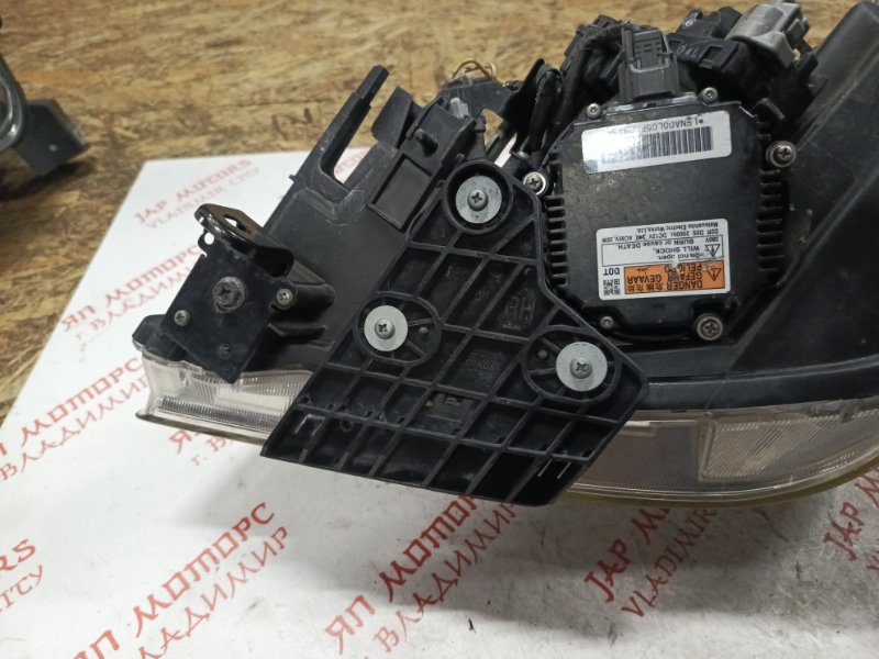 Фара ксеноновая, 15000 рублей, Владимир