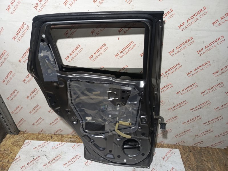 Дверь боковая, 18000 рублей, Владимир