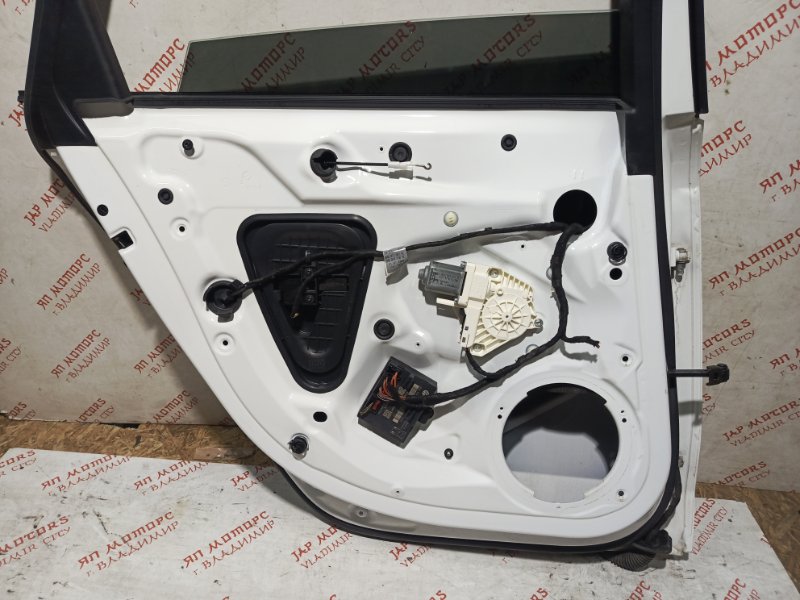 Дверь боковая, 12000 рублей, Владимир