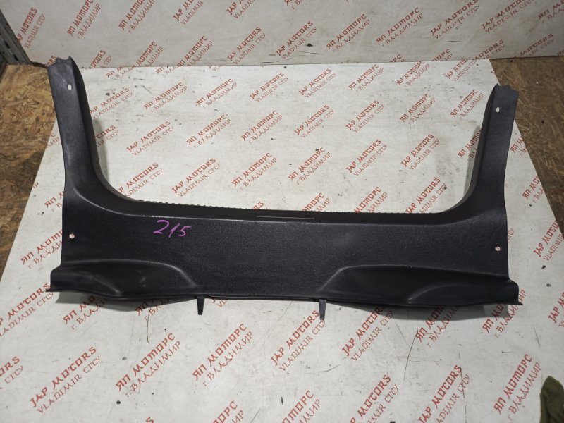 Накладка замка багажника, 2000 рублей, Владимир