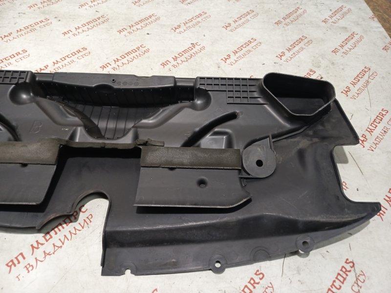 Накладка замка капота, 2000 рублей, Владимир