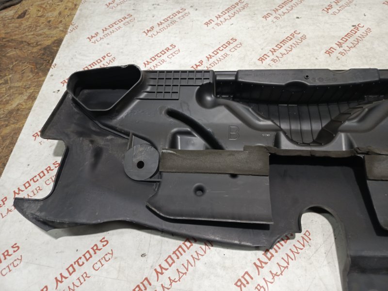 Накладка замка капота, 2000 рублей, Владимир