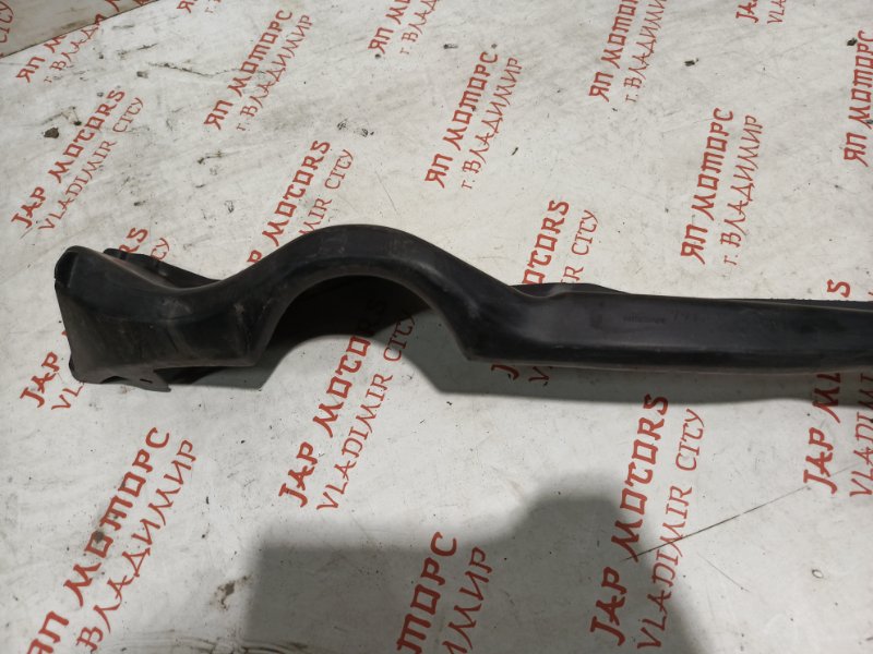 Усилитель бампера, 1000 рублей, Владимир