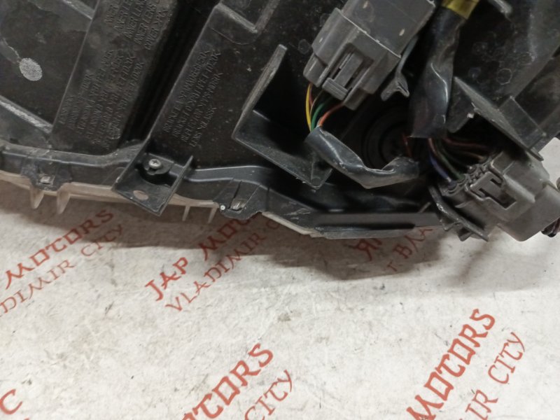 Фара ксеноновая, 23000 рублей, Владимир