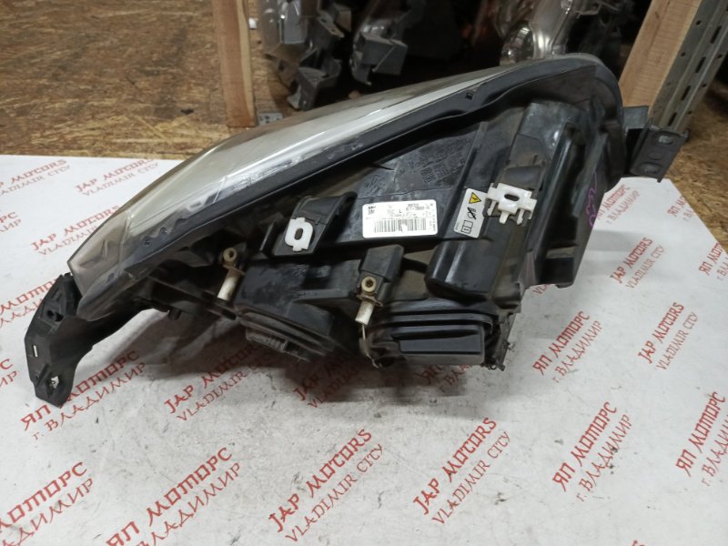 Фара ксеноновая, 14000 рублей, Владимир