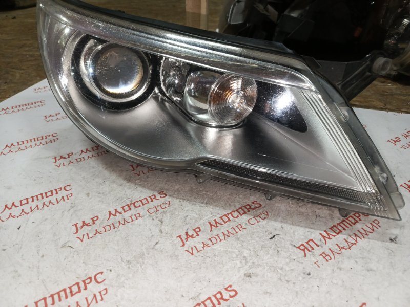 Фара ксеноновая, 21000 рублей, Владимир