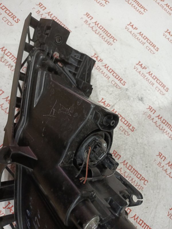 Фара галогеновая, 11000 рублей, Владимир