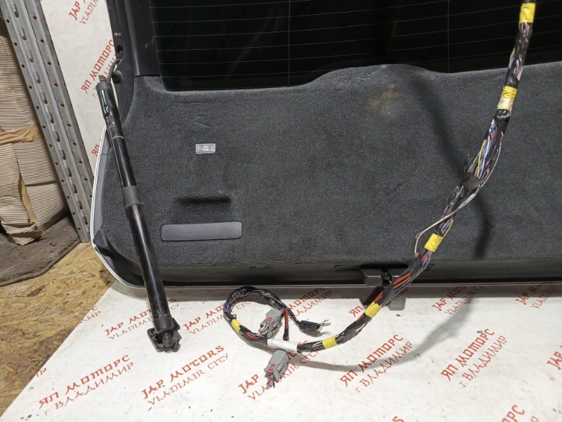 Крышка багажника, 28000 рублей, Владимир