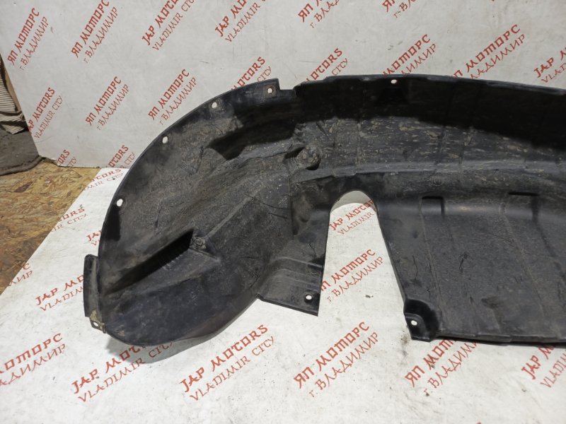 Подкрылок, 2000 рублей, Владимир