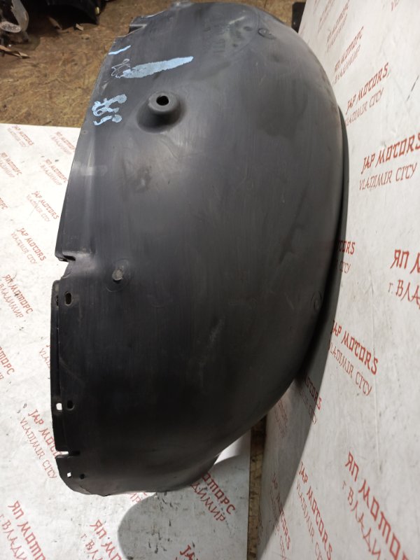 Подкрылок, 2000 рублей, Владимир