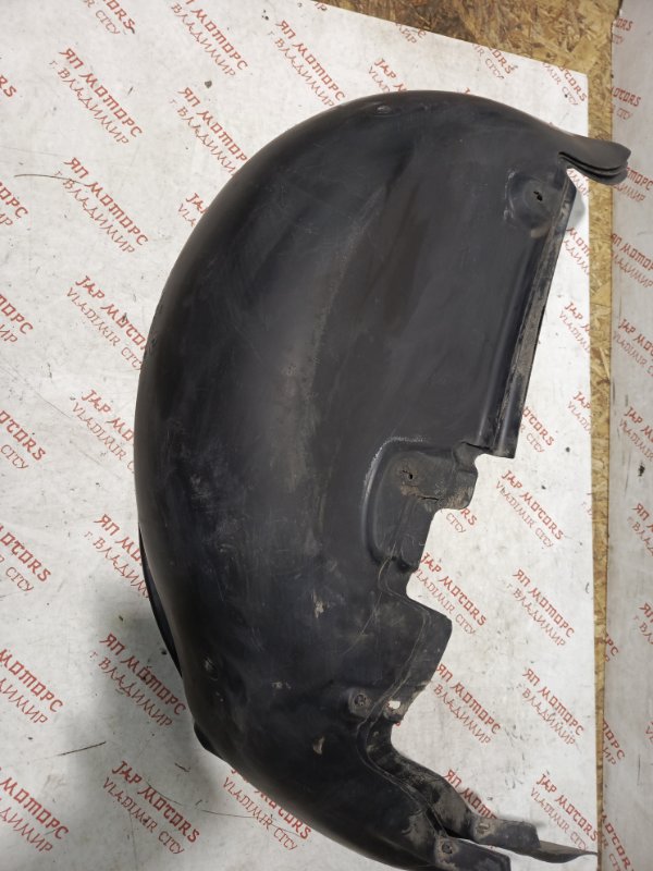 Подкрылок, 2000 рублей, Владимир