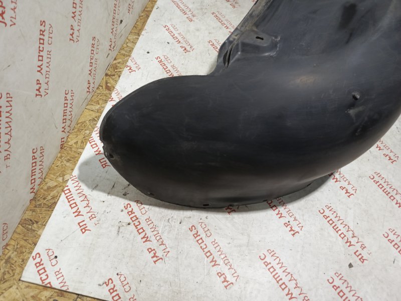 Подкрылок, 2000 рублей, Владимир