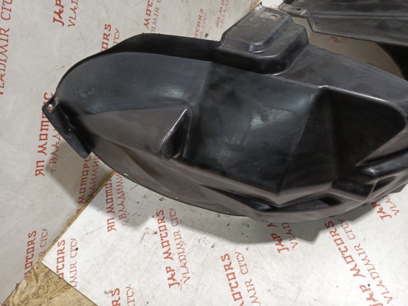 Подкрылок, 2000 рублей, Владимир