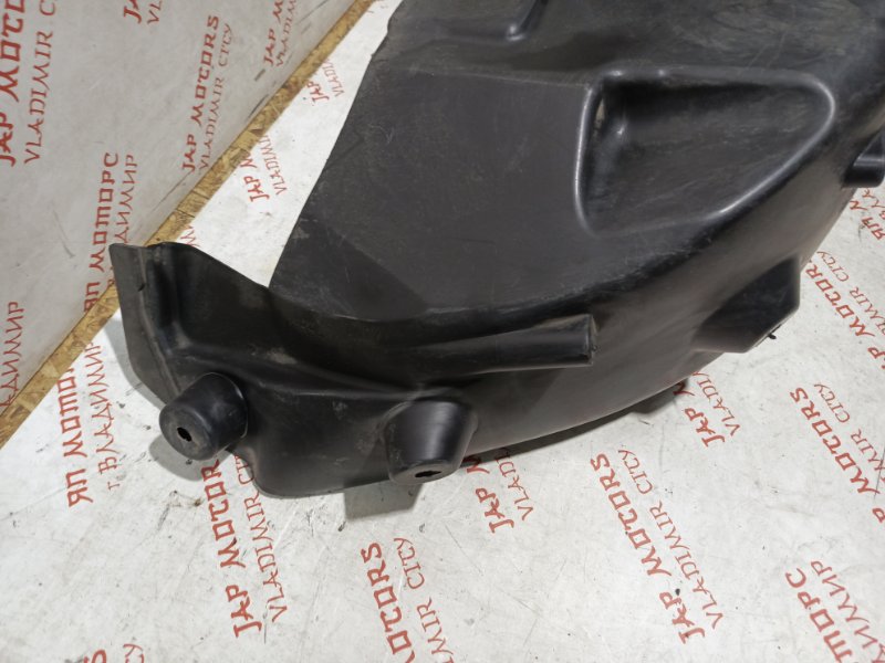 Подкрылок, 3000 рублей, Владимир