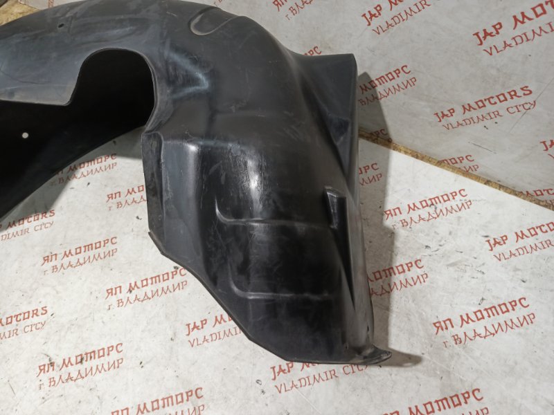 Подкрылок, 2000 рублей, Владимир