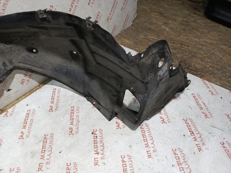 Подкрылок, 5000 рублей, Владимир