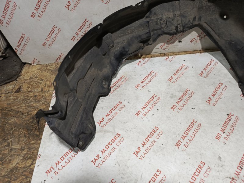 Подкрылок, 5000 рублей, Владимир