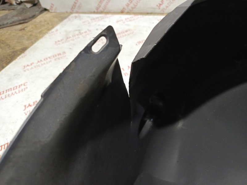 Подкрылок, 2000 рублей, Владимир