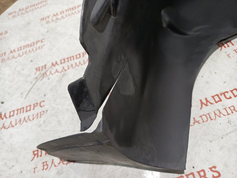 Подкрылок, 2000 рублей, Владимир