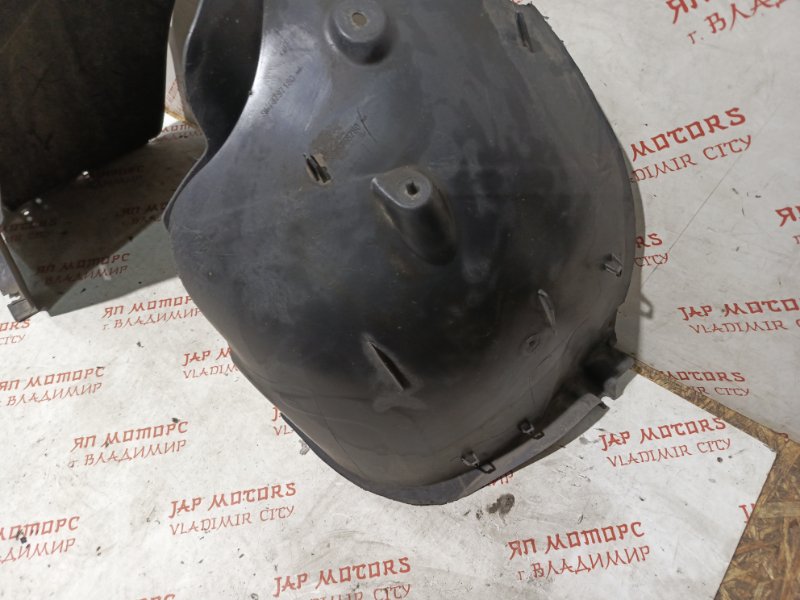 Подкрылок, 3000 рублей, Владимир