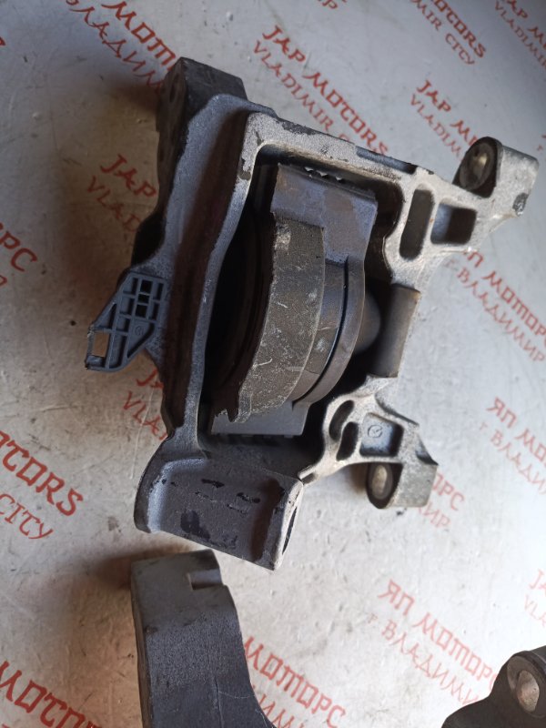 Подушка двигателя, 3000 рублей, Владимир