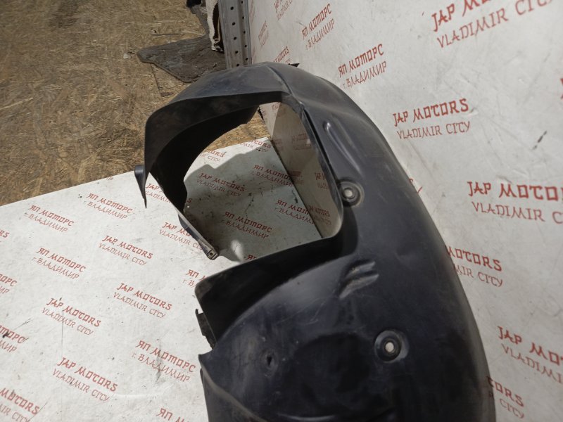 Подкрылок, 4000 рублей, Владимир