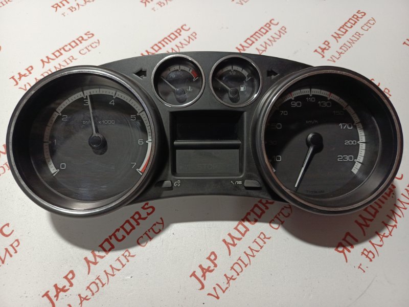 Щиток приборов, 2000 рублей, Владимир