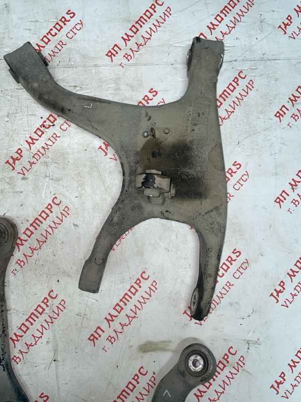 комплект задних рычагов, 10000 рублей, Владимир